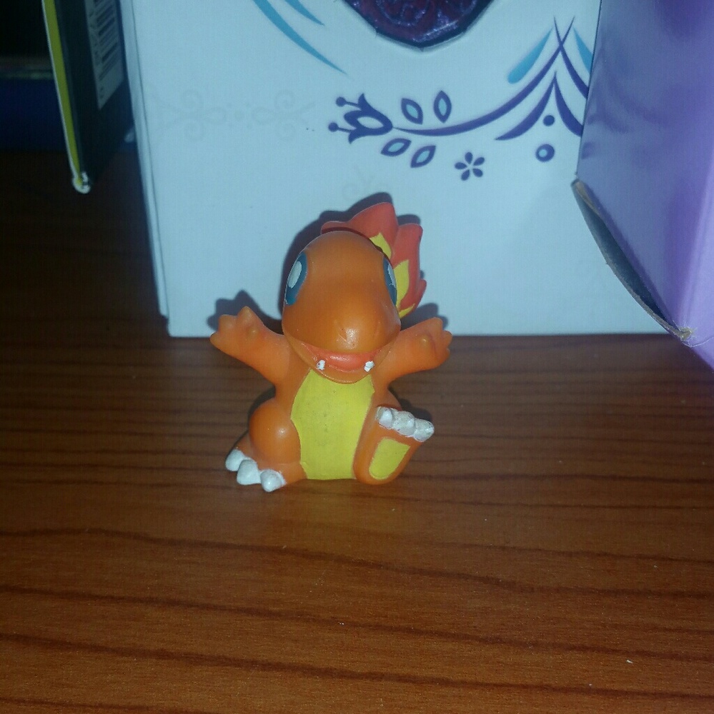 Pokemon Charmander small plastic figurine